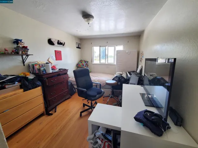 2552 109th Ave, Oakland, California 94603