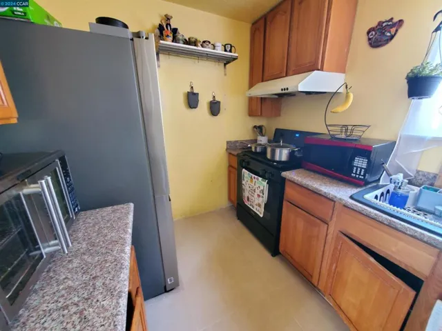 2552 109th Ave, Oakland, California 94603