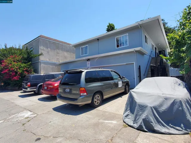 2552 109th Ave, Oakland, California 94603