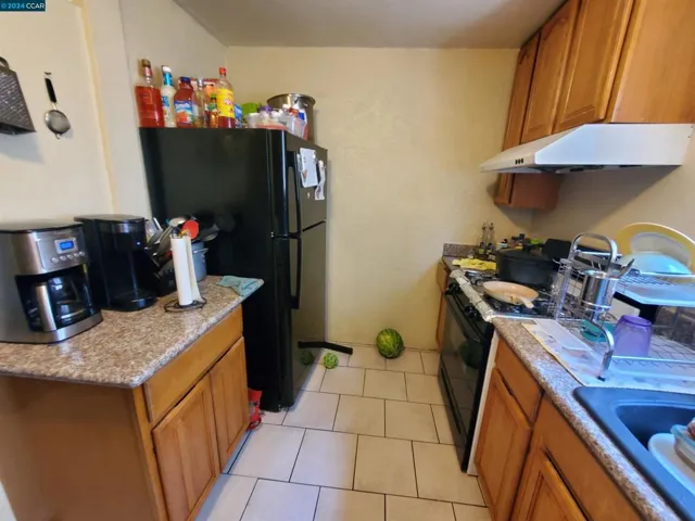 2552 109th Ave, Oakland, California 94603