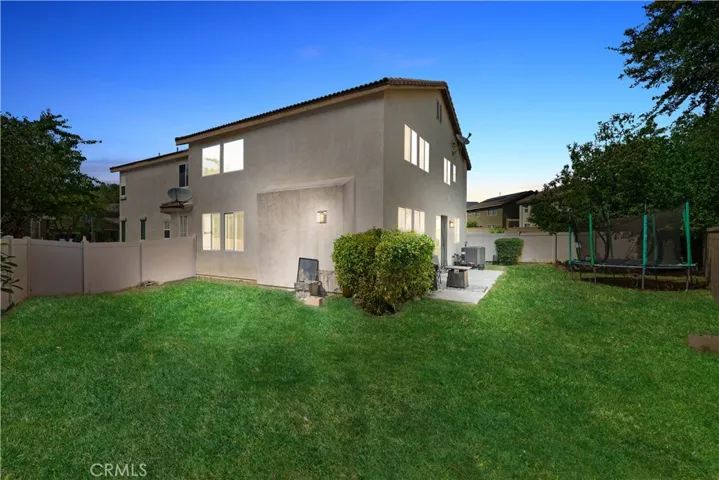 527 W Kennedy Street, Rialto, California 92376