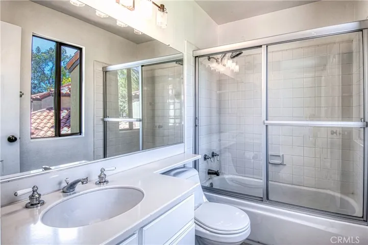 407 Bay Hill Drive, Newport Beach, California 92660
