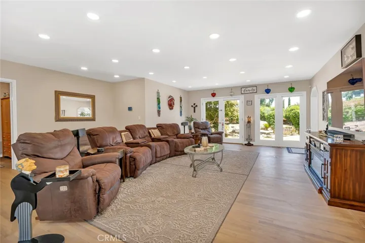 375 W North Bear Creek Drive, Merced, California 95348