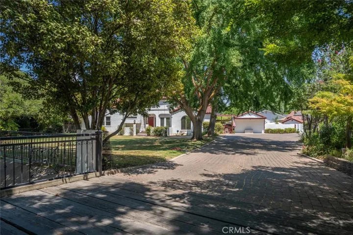 375 W North Bear Creek Drive, Merced, California 95348