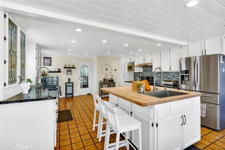 375 W North Bear Creek Drive, Merced, California 95348