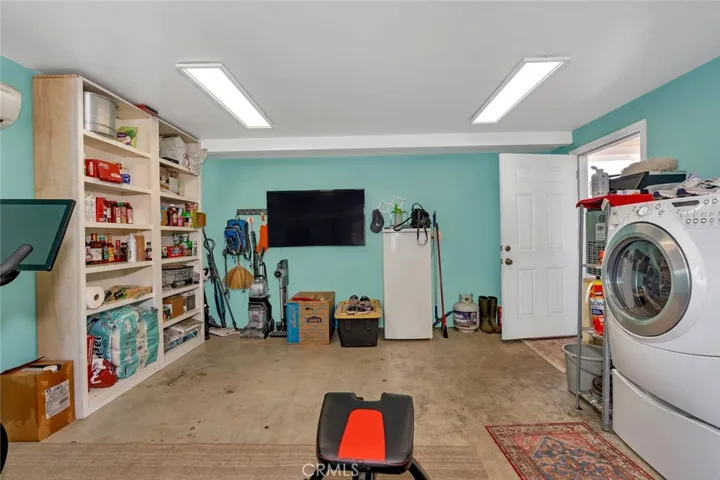 375 W North Bear Creek Drive, Merced, California 95348