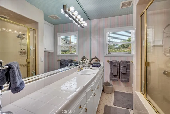 375 W North Bear Creek Drive, Merced, California 95348