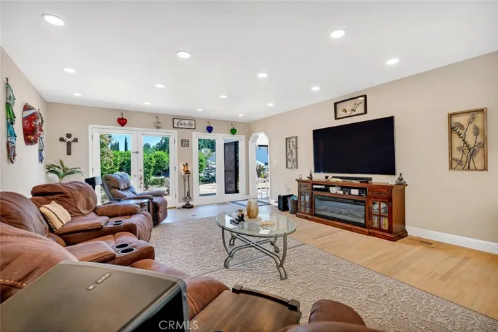 375 W North Bear Creek Drive, Merced, California 95348