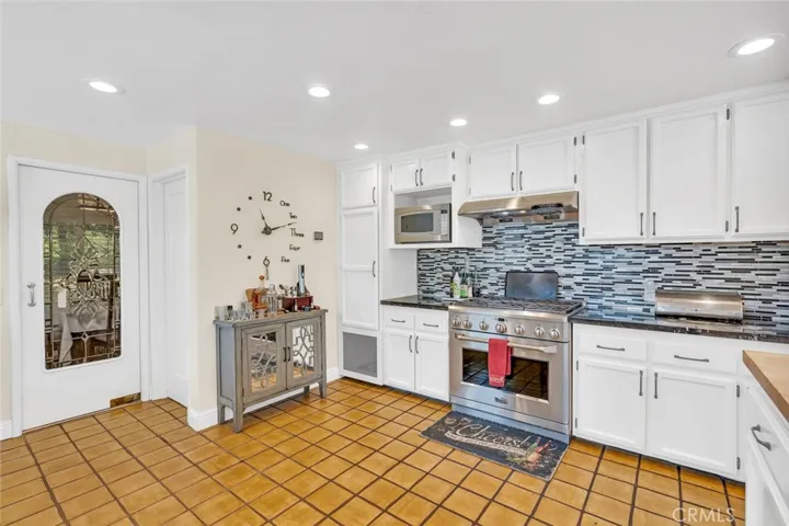 375 W North Bear Creek Drive, Merced, California 95348