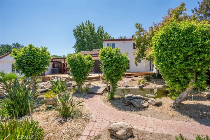 375 W North Bear Creek Drive, Merced, California 95348