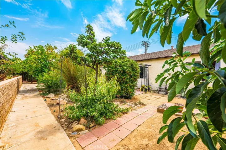 1336 E Mission Avenue, Escondido, California 92027