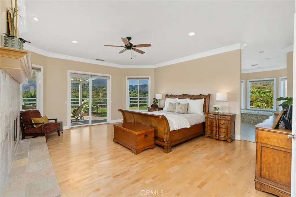 23505 Carancho Road, Temecula, California 92590 home-pic-22