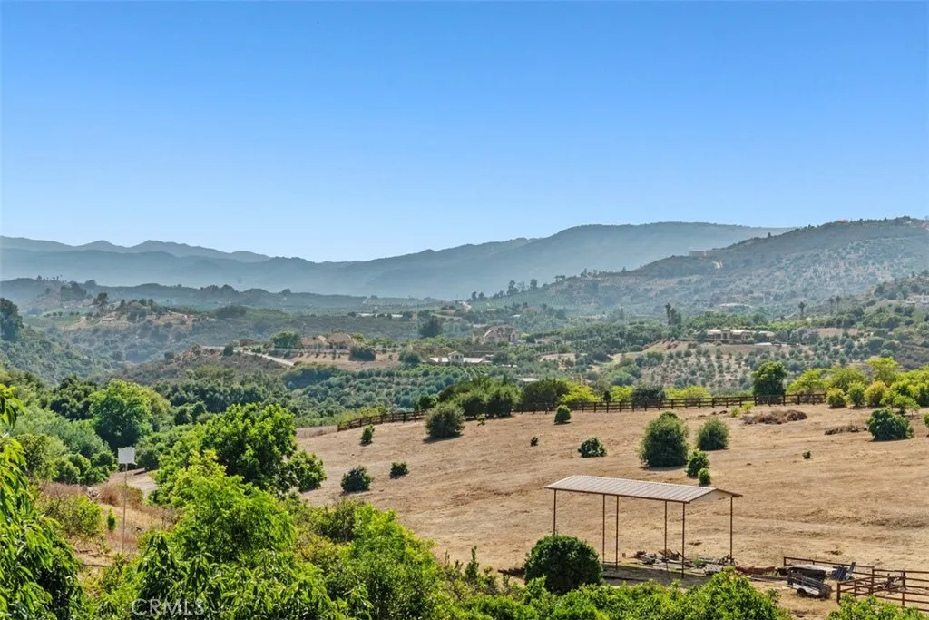 23505 Carancho Road, Temecula, California 92590 home-pic-70