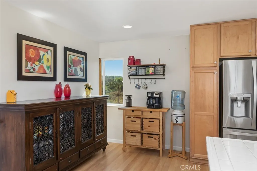 23505 Carancho Road, Temecula, California 92590 home-pic-56