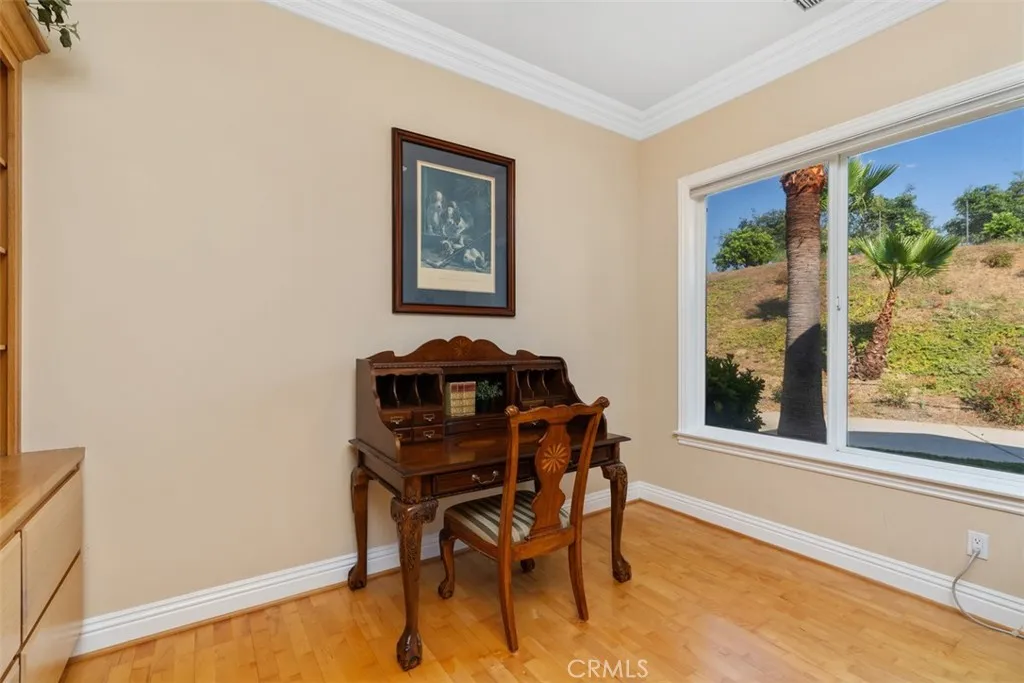 23505 Carancho Road, Temecula, California 92590 home-pic-18