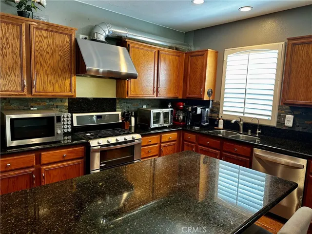 1731 Benedetto, Perris, California 92571