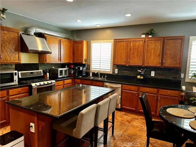 1731 Benedetto, Perris, California 92571