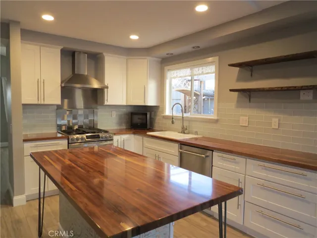 3430 Fern Hollow Drive, Corona, California 92881