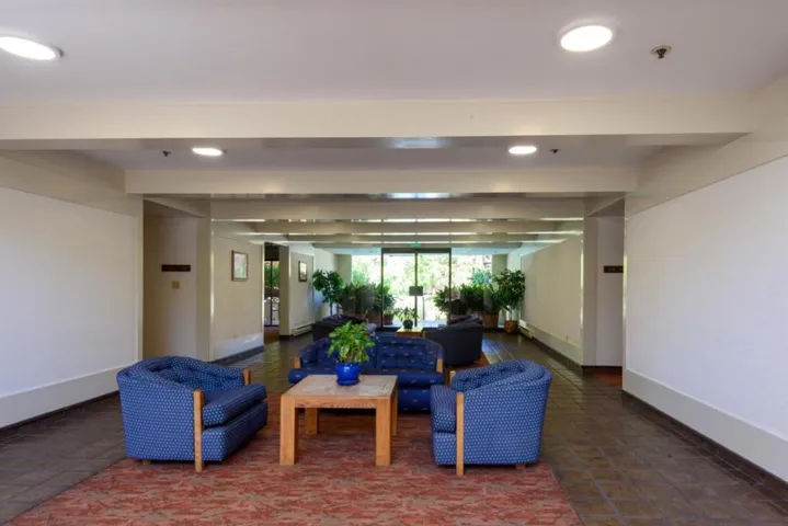 410 Sheridan Avenue 331, Palo Alto, California 94306