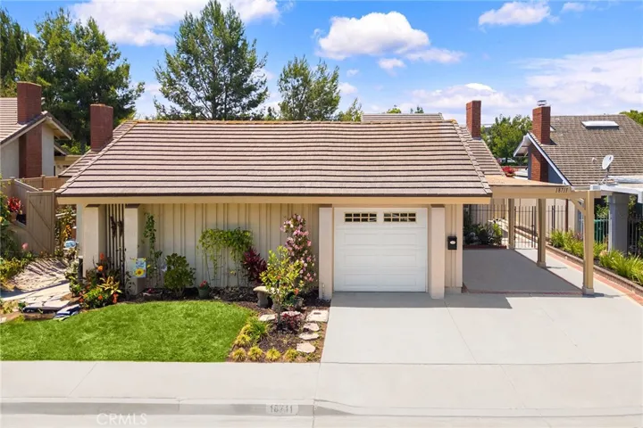 This Single Family-Home located in the prestigious community of Turtle Rock!
