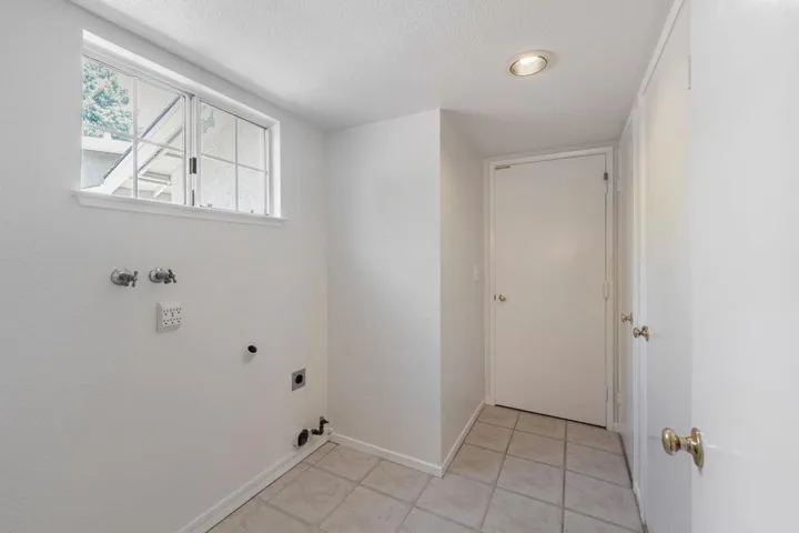 1726 Fine Drive, Gilroy, California 95020