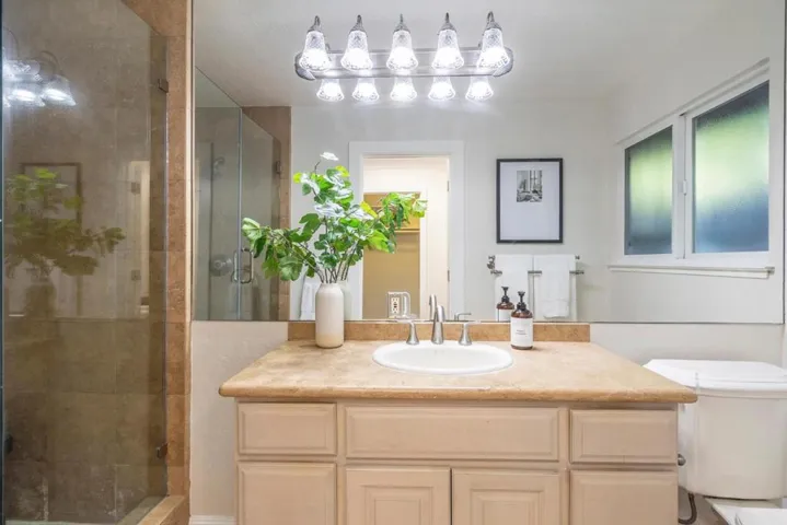 200 Vista De Sierra, Los Gatos, California 95030