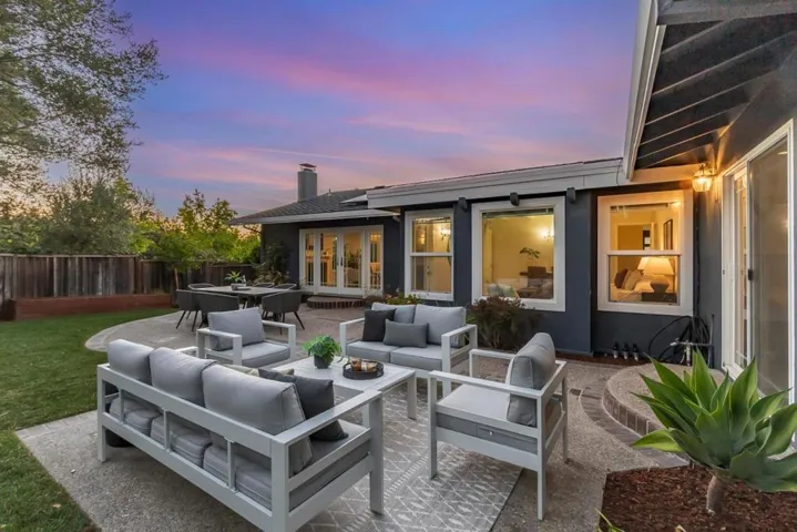 200 Vista De Sierra, Los Gatos, California 95030