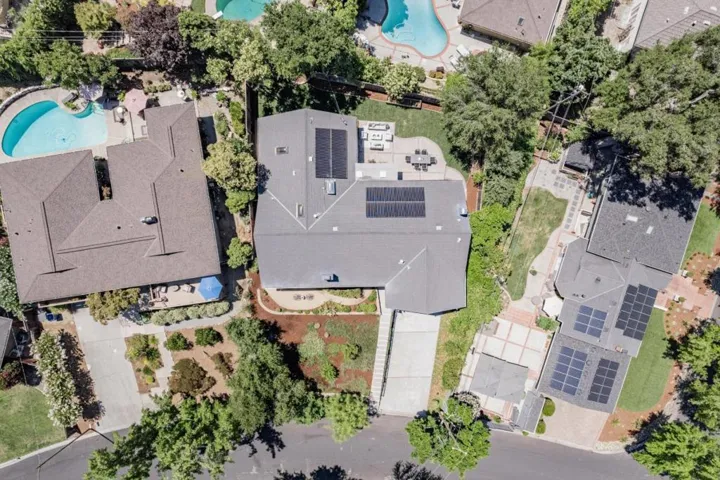 200 Vista De Sierra, Los Gatos, California 95030