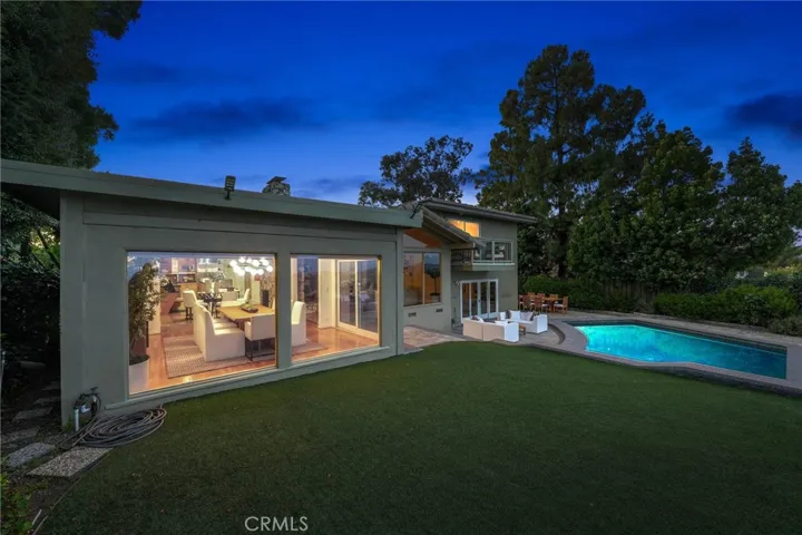 10820 Savona Road, Los Angeles, California 90077