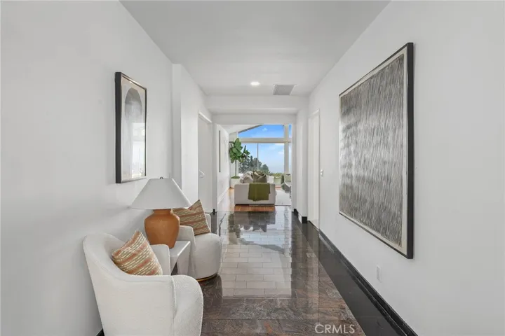 10820 Savona Road, Los Angeles, California 90077