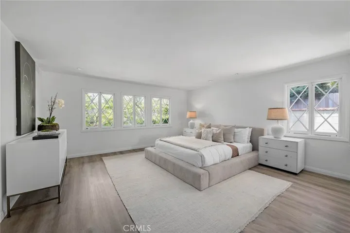 10820 Savona Road, Los Angeles, California 90077
