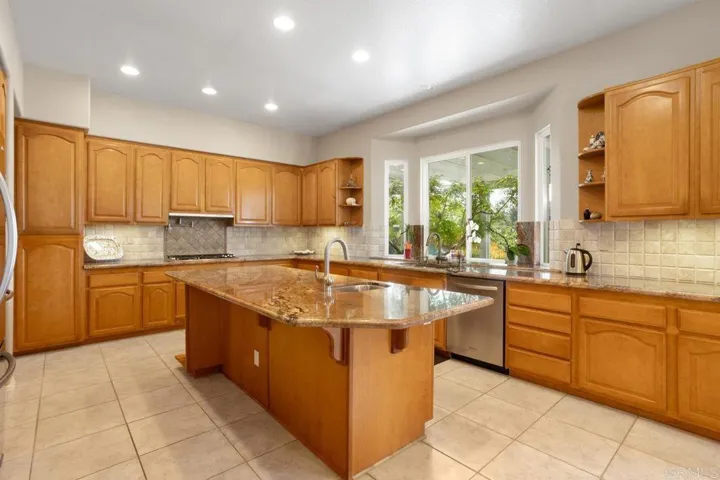 3523 Corte Esperanza, Carlsbad, California 92009