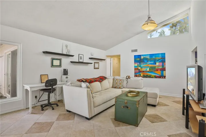 6548 E Calle Del Norte, Anaheim Hills, California 92807