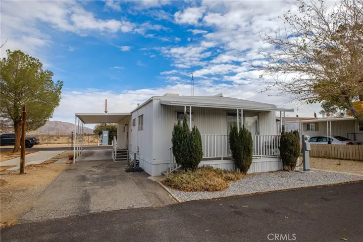 22601 Bear Valley Road 56, Apple Valley, California 92308