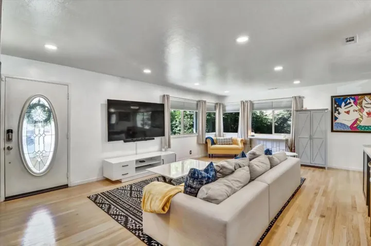 4161 Regal Court, San Jose, California 95127