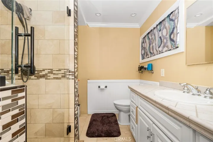 1208 N Earl Circle, Anaheim, California 92806
