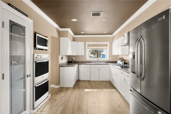 1208 N Earl Circle, Anaheim, California 92806