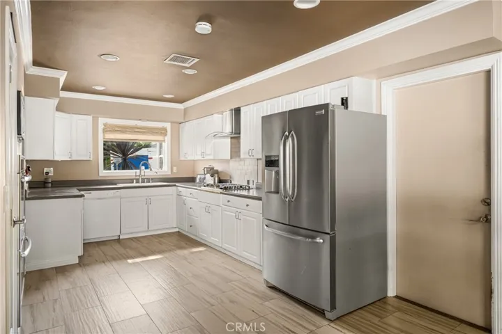 1208 N Earl Circle, Anaheim, California 92806
