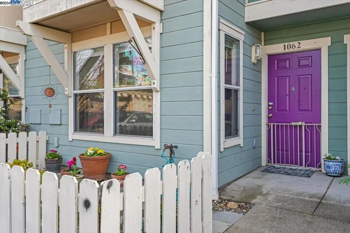 1062 Santa Ines, Oakland, California 94601