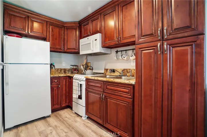 28947 Thousand Oaks Boulevard 121, Agoura Hills, California 91301