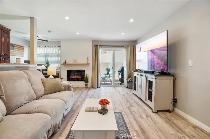 28947 Thousand Oaks Boulevard 121, Agoura Hills, California 91301