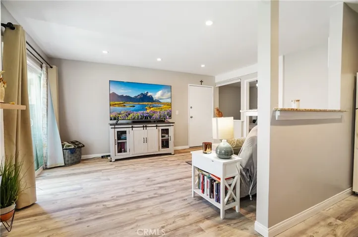 28947 Thousand Oaks Boulevard 121, Agoura Hills, California 91301