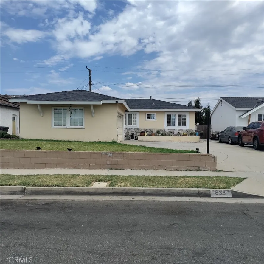 835 E Bonds Street, Carson, California 90745 home-pic-0