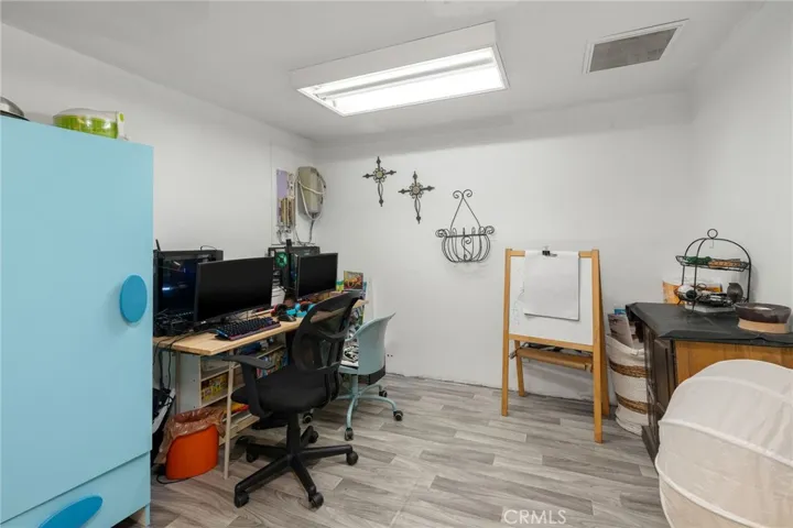 1401 Border Avenue, Torrance, California 90501
