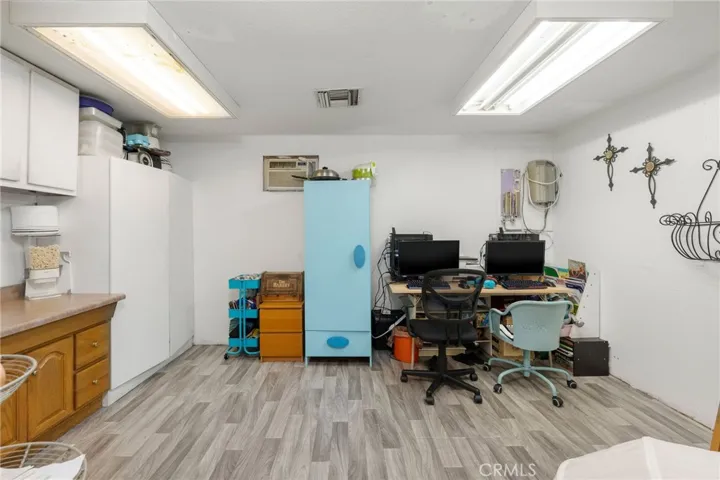 1401 Border Avenue, Torrance, California 90501