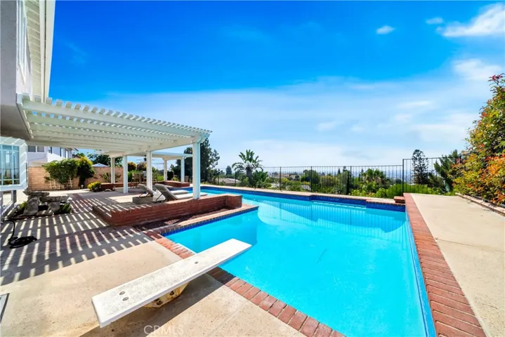 4255 E Ranch Gate Road, Anaheim Hills, California 92807