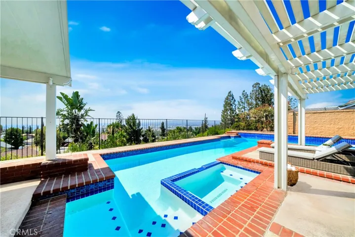 4255 E Ranch Gate Road, Anaheim Hills, California 92807