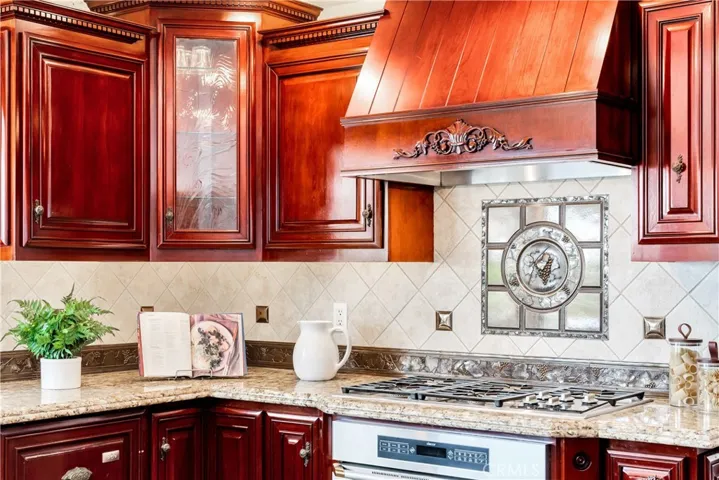 4255 E Ranch Gate Road, Anaheim Hills, California 92807