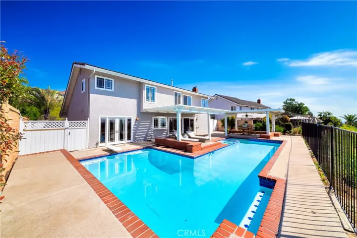 4255 E Ranch Gate Road, Anaheim Hills, California 92807