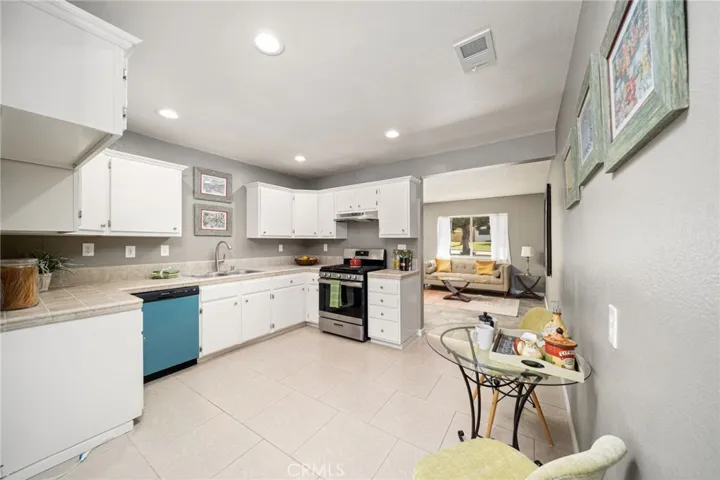 5530 Elm Avenue, San Bernardino, California 92404
